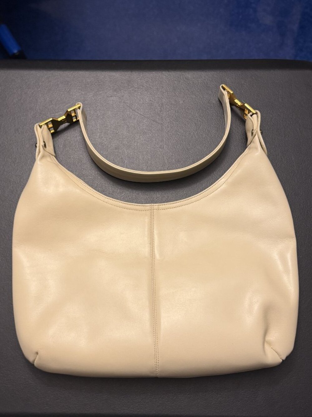 VTG Erik for Holiner Cream colored shoulder purse (NWT)